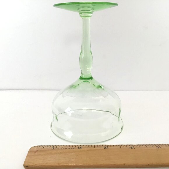 Vintage Uranium Glass Coupe Cocktail Depression Era Vaseline Glow 5.5" x 3.5" - Picture 6 of 7